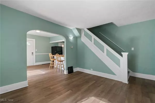 442 Matthews ST, Akron, OH 44306