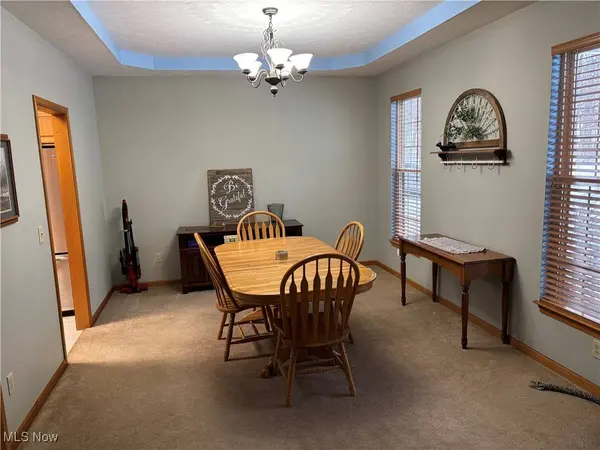 3115 Lovers LN, Ravenna, OH 44266