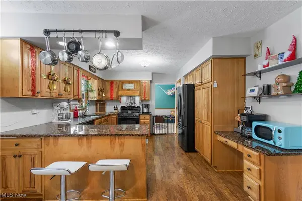 2586 Taylor ST, Wooster, OH 44691