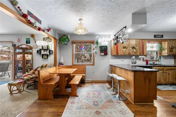 2586 Taylor ST, Wooster, OH 44691