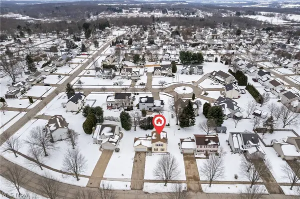 695 Hillcrest DR, Wadsworth, OH 44281