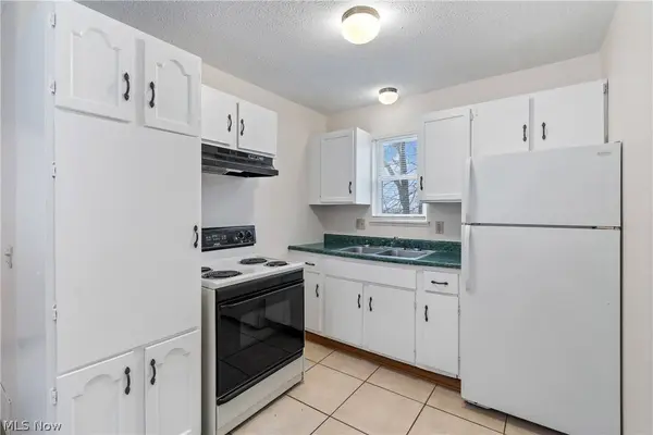 732 Vernon Odom BLVD, Akron, OH 44307