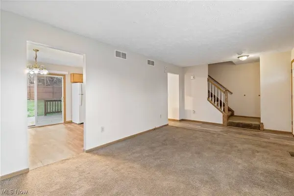 103 W Crosier ST, Akron, OH 44311