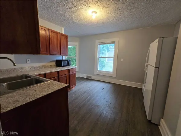 1412 Woodland AVE NW, Canton, OH 44703