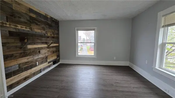 1412 Woodland AVE NW, Canton, OH 44703