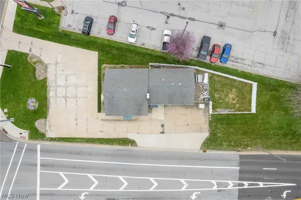 5112 Portage ST NW, North Canton, OH 44720