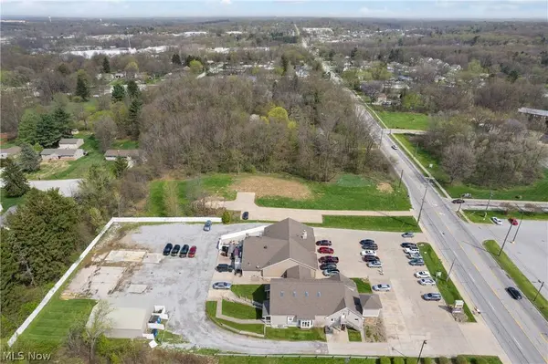 498 South AVE #A, Tallmadge, OH 44278