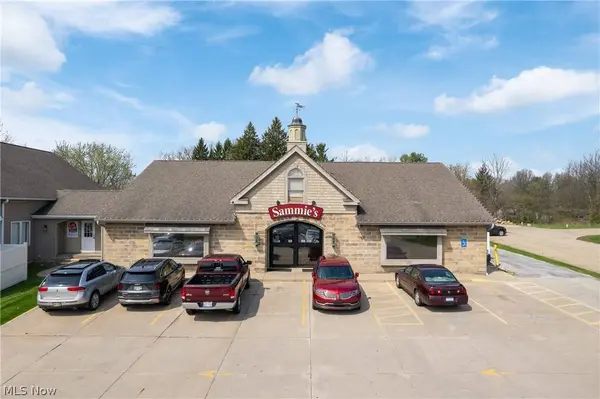 498 South AVE #A, Tallmadge, OH 44278