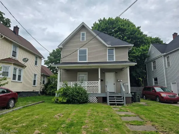 1412 Woodland AVE NW