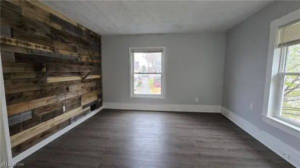 1412 Woodland AVE NW, Canton, OH 44703