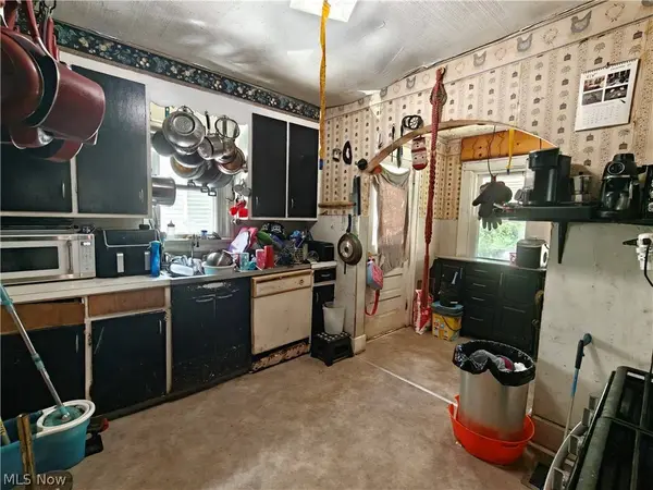 1135 Oak AVE NW, Canton, OH 44708