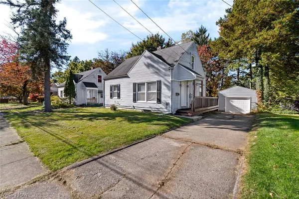 1332 Greenwood AVE