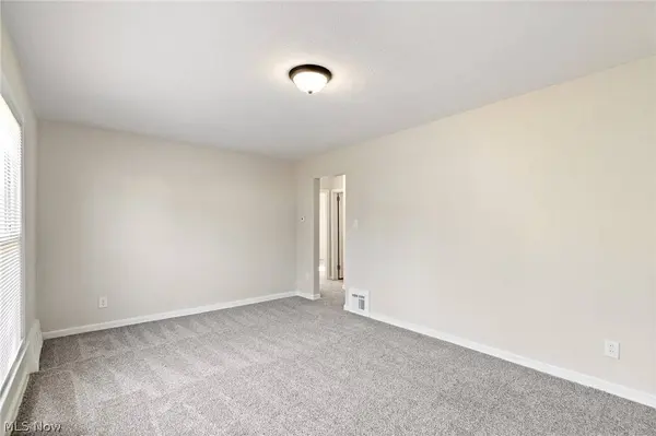 1332 Greenwood AVE, Akron, OH 44320