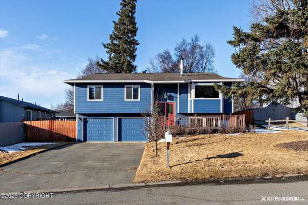 3410 Perenosa Bay DR, Anchorage, AK 99515