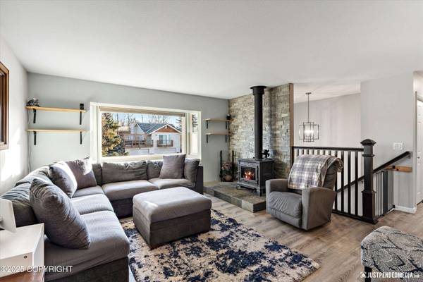 3410 Perenosa Bay DR, Anchorage, AK 99515