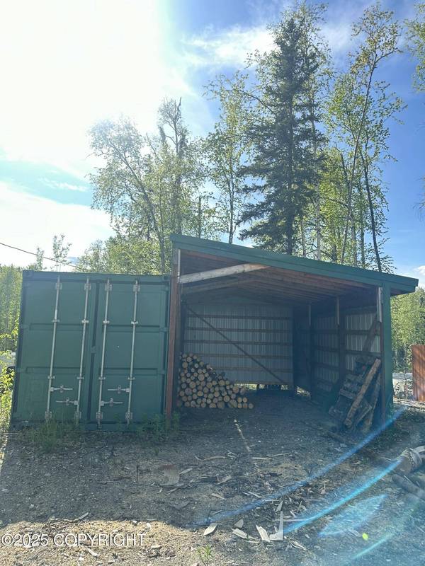 13505 N Willow Lake DR, Willow, AK 99688