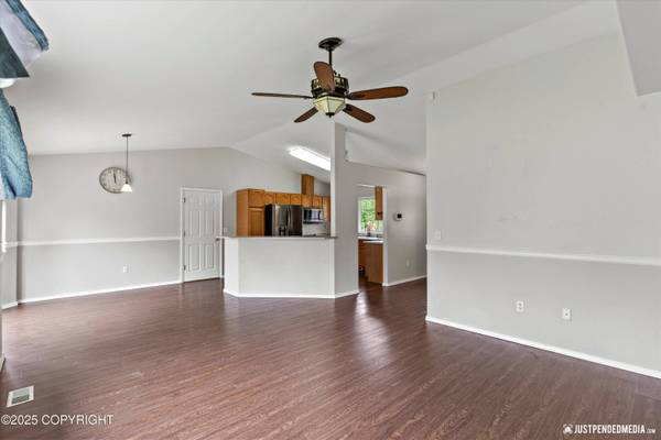 4470 E Birchwood DR, Wasilla, AK 99654