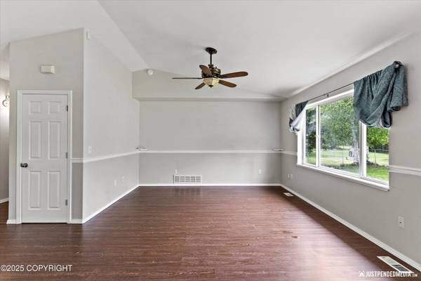 4470 E Birchwood DR, Wasilla, AK 99654