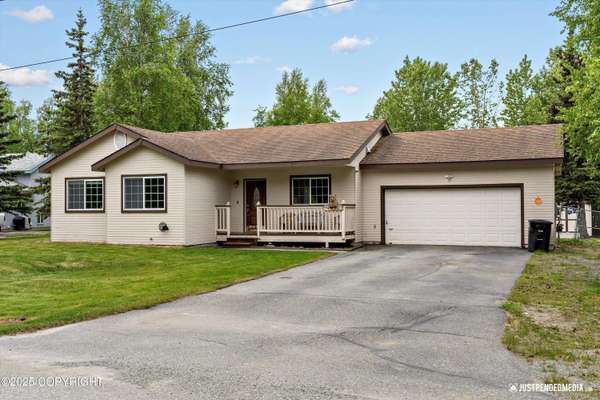 4470 E Birchwood DR, Wasilla, AK 99654