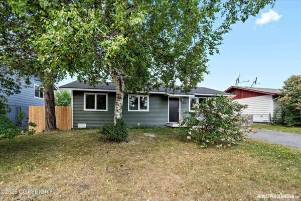 3135 E 17th AVE, Anchorage, AK 99508
