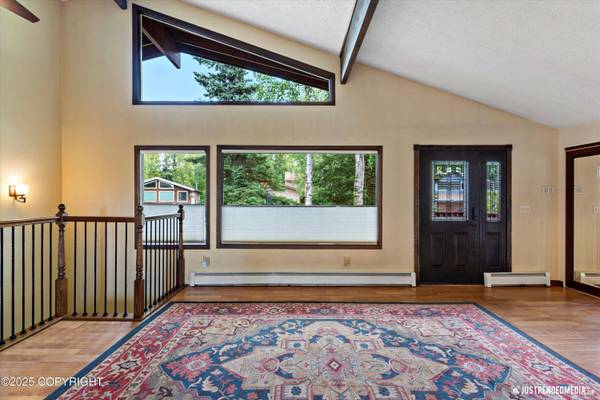 13620 Windward CIR, Anchorage, AK 99516