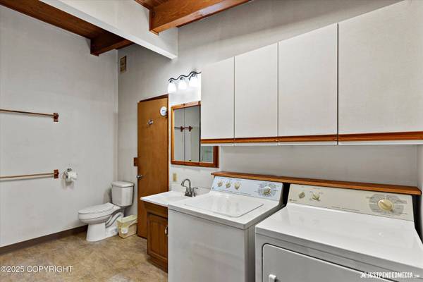 1410 Turpin ST, Anchorage, AK 99504