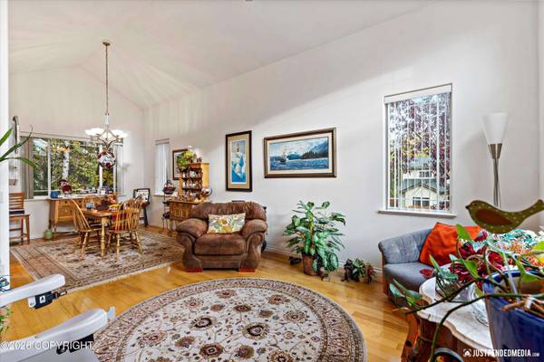 2300 Heatherbrook CIR, Anchorage, AK 99504