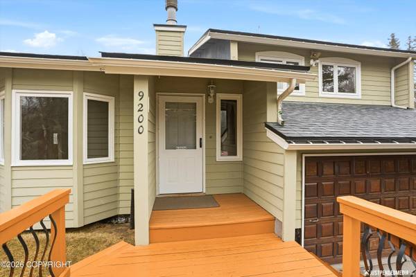 9200 Basher DR, Anchorage, AK 99507