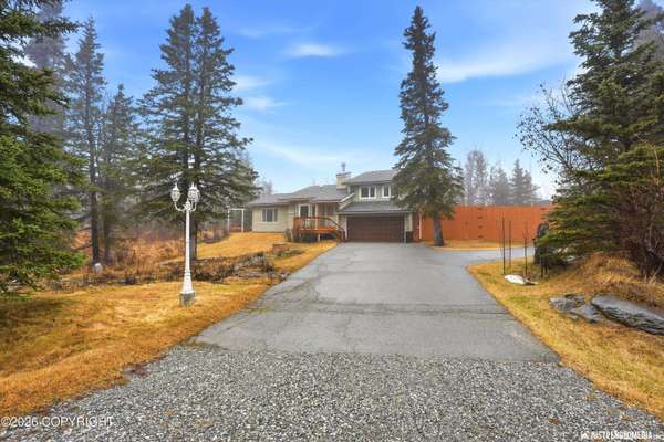 9200 Basher DR, Anchorage, AK 99507
