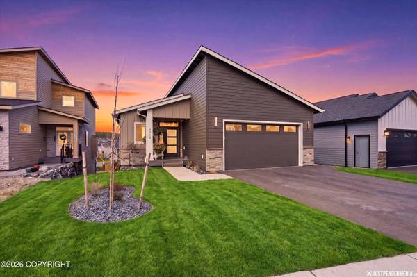 8862 Chalk Hill LOOP, Anchorage, AK 99502