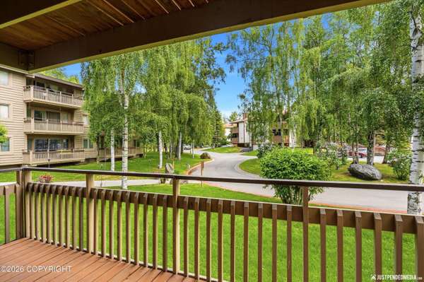 400 W 76th AVE #102, Anchorage, AK 99518