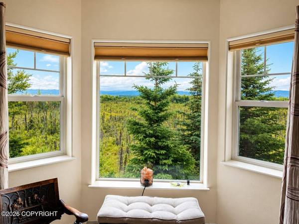 11351 Discovery View DR #206, Anchorage, AK 99515
