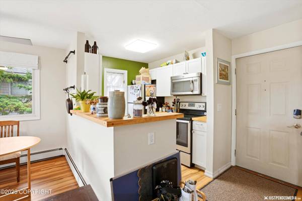 4241 Folker ST #D201, Anchorage, AK 99508