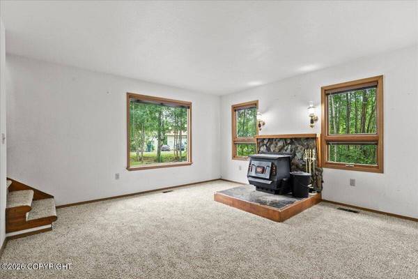 13914 W Sunrise DR, Big Lake, AK 99623