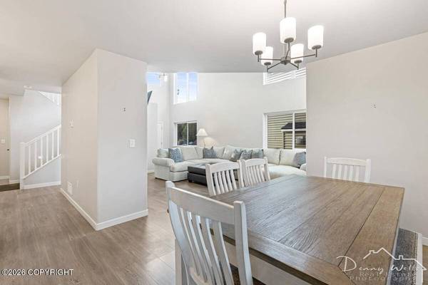 8790 Dry Creek LOOP, Anchorage, AK 99502