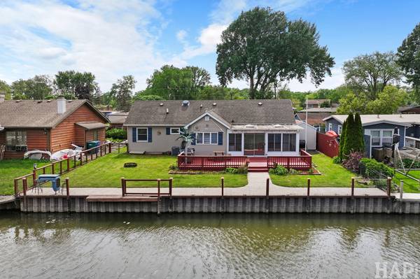 707 Kingston Blvd, Mchenry, IL 60050-7115