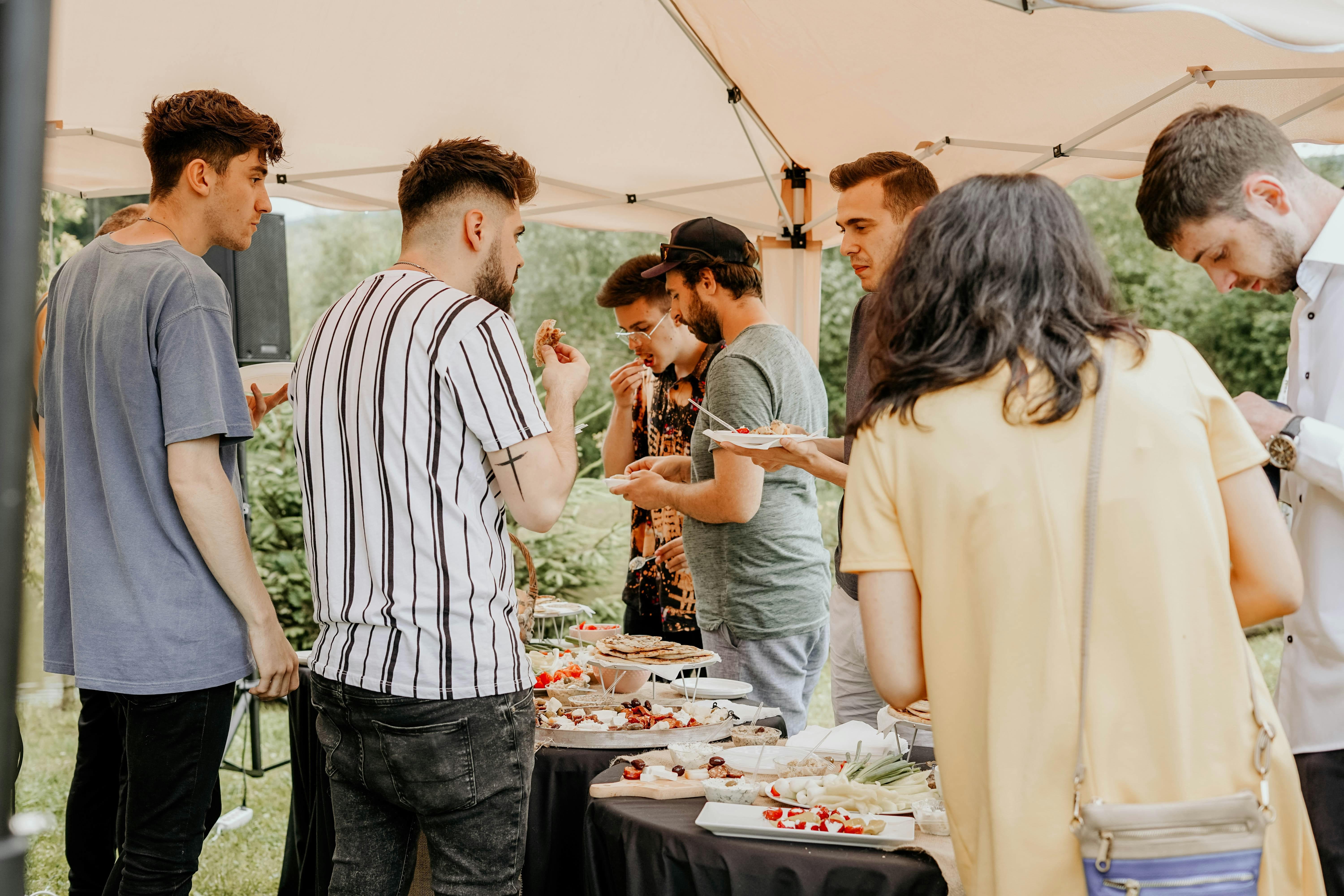 15 Housewarming Party Tips That Keep It Simple (and Actually Fun)