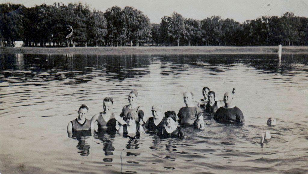 McHenry, Illinois – Gateway To The Chain O’Lakes