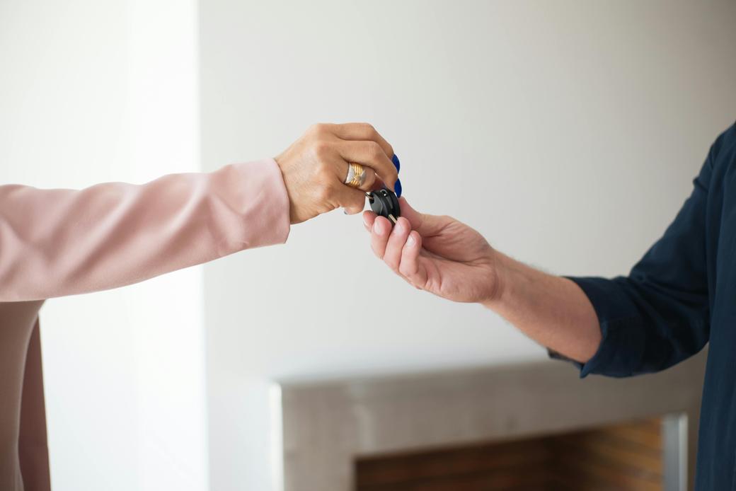 What Sellers Can Do to Speed Up the Closing Process