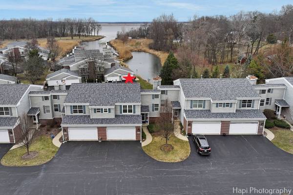 8232 Goldenrod CT #8232, Fox Lake, IL 60020