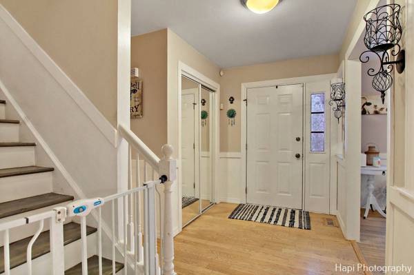 1230 N Hickory ST, Fox Lake, IL 60020