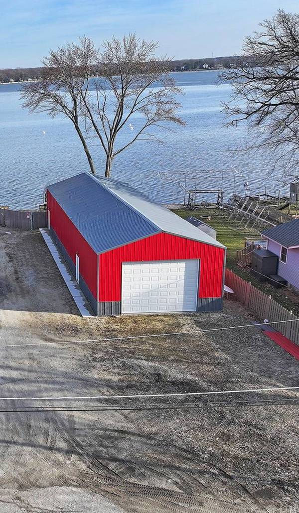 41763 N Riverview AVE, Antioch, IL 60002