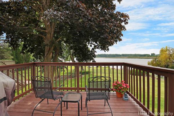 27892 W Bayview DR, Ingleside, IL 60041