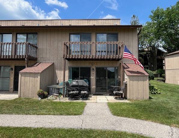 56 Vail Colony #1, Fox Lake, IL 60020