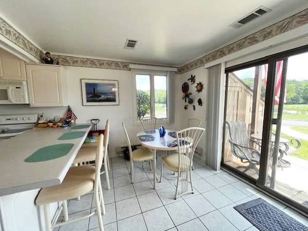 56 Vail Colony #1, Fox Lake, IL 60020