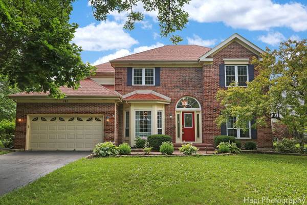 232 Bobolink DR, Grayslake, IL 60030