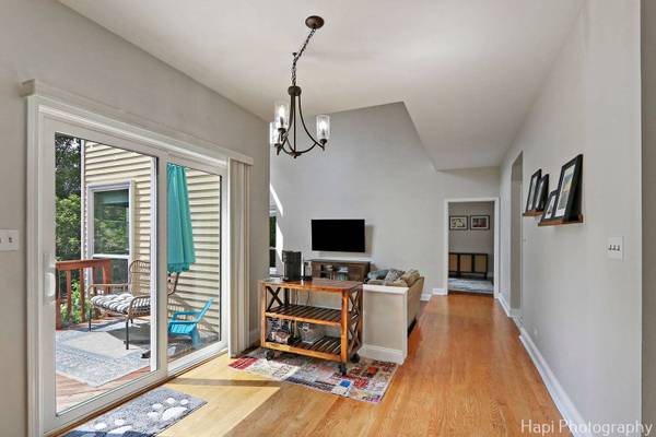 232 Bobolink DR, Grayslake, IL 60030