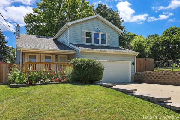 39 N Lake AVE, Fox Lake, IL 60020