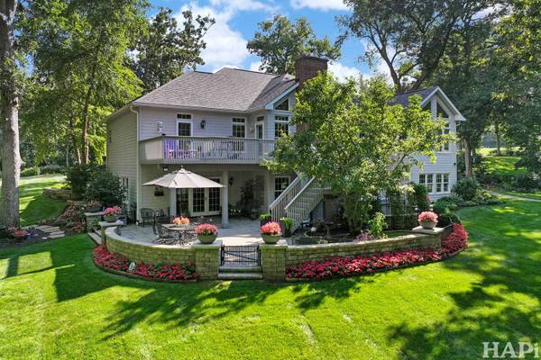 9436 Bellaire LN, Spring Grove, IL 60081