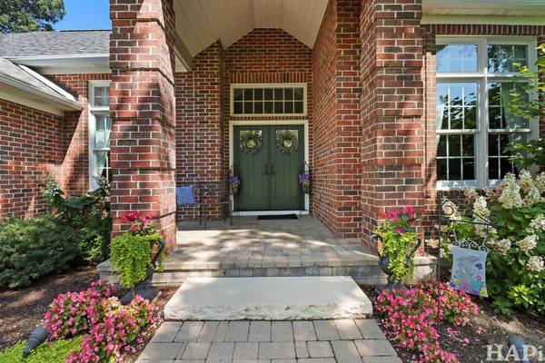 9436 Bellaire LN, Spring Grove, IL 60081